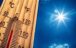 Tips for Keeping Your Camera Cool on a Hot Summer's Day