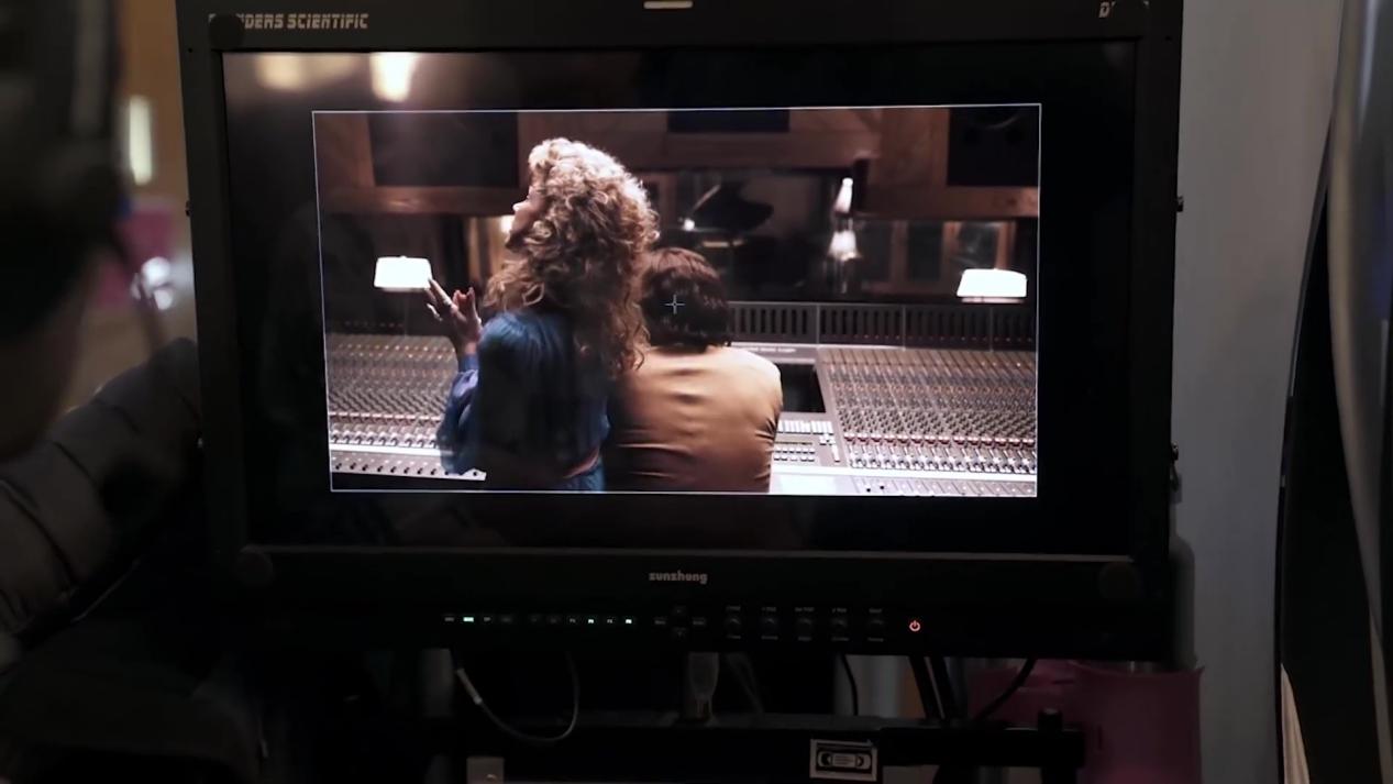 THE EYES OF TAMMY FAYE (2021) _ Note Perfect Featurette_Moment