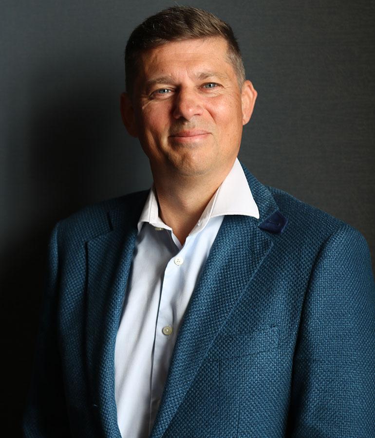 Headshot David Dowling - postPerspective