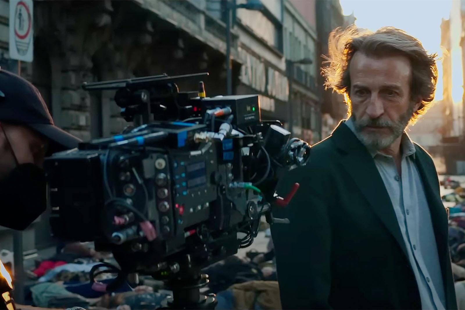 Daniel Giménez Cacho filming Bardo