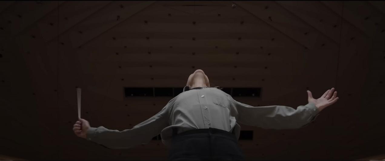 Extreme low angle from Tár's cinematography.
