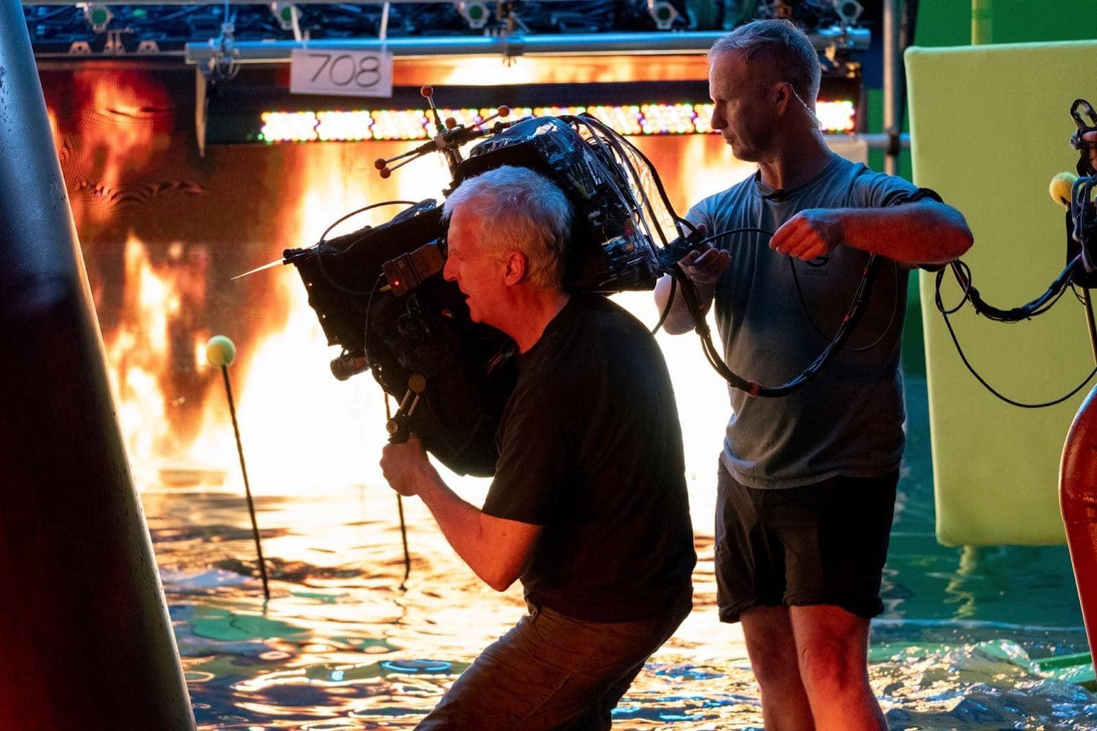 Director James Cameron operating the stereo 3D camera rig during live-action filming on the set of Avatar: The Way of Water. Image: 20th Century Studios