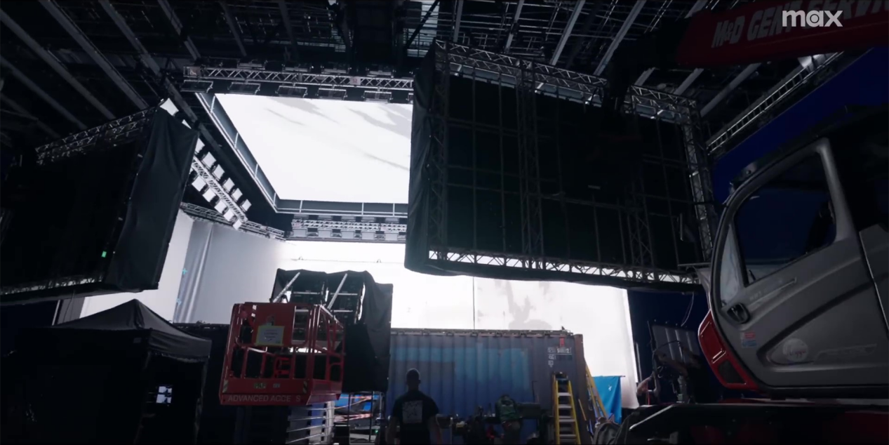 Making the Battle at Rook's Rest | Behind the Scenes Season 2, Episode 4 | House of The Dragon | HBO.f137 - frame at 12m44s_副本