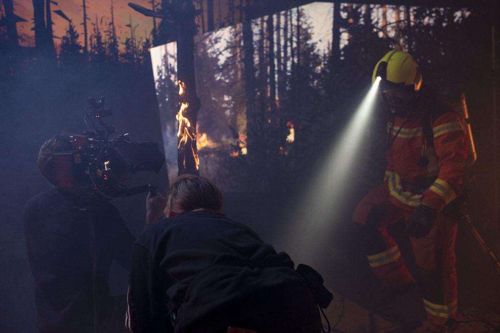 https://filmmakersworld.net/wp-content/uploads/2024/05/%C2%A9Tobias_Sutter_Filmstudio_Basel_L1400863-1024x683.jpg