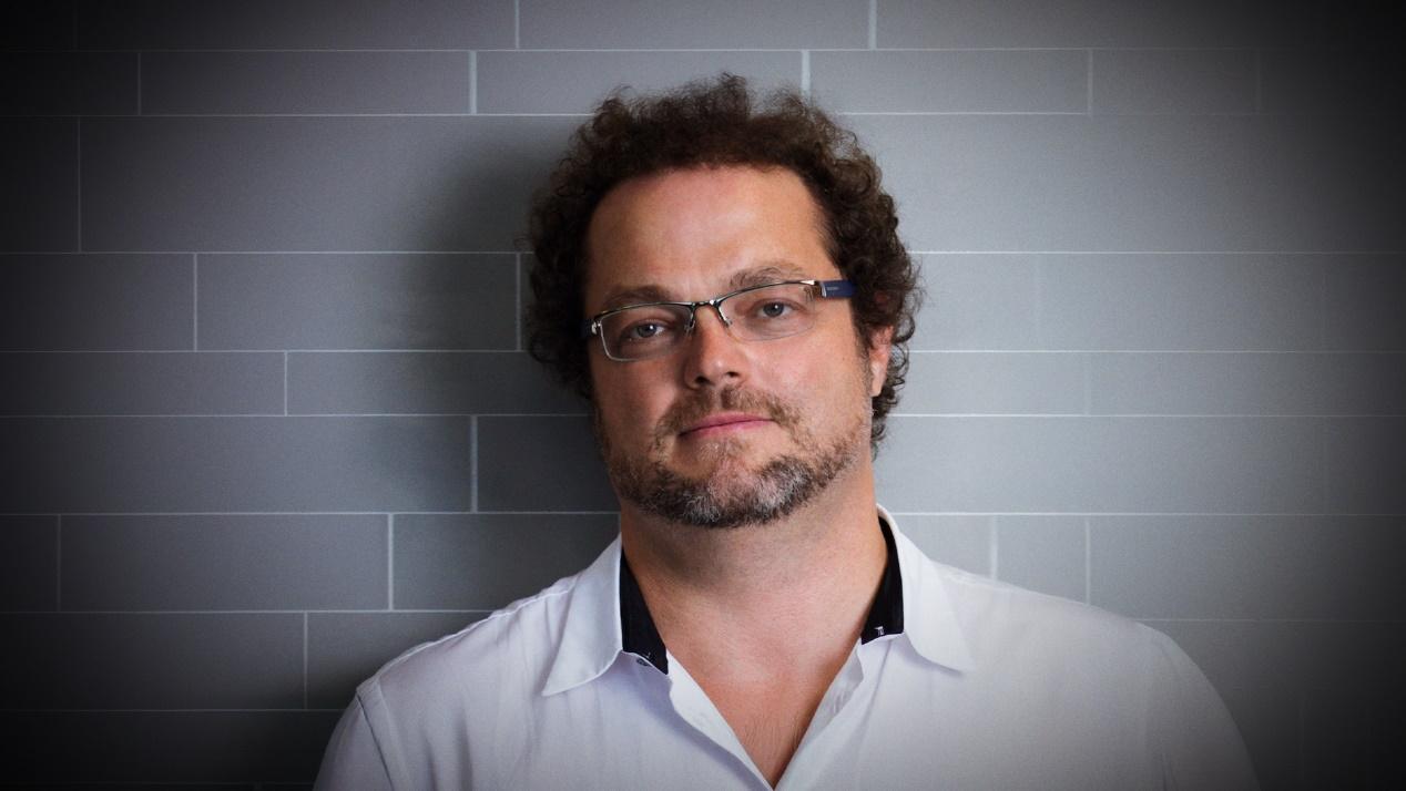 https://timeinpixels.com/blog/images/2025-08-07/JanKliers-Headshot.jpg