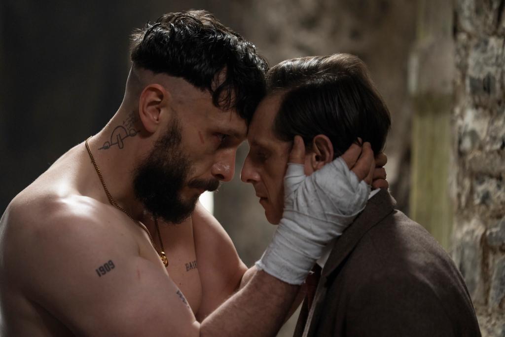 E:\Charlie\公司及产品相关\尊正产品使用案例收集\案例\20260810 Half\richard-gadd-jamie-bell-1024x683.jpg
